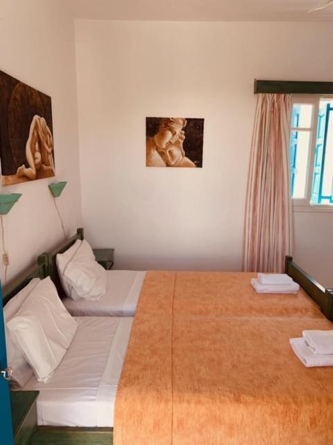 Manousos Rooms Adamantas (Milos) Exterior foto