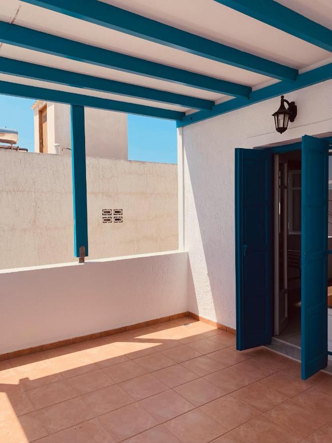 Manousos Rooms Adamantas (Milos) Exterior foto
