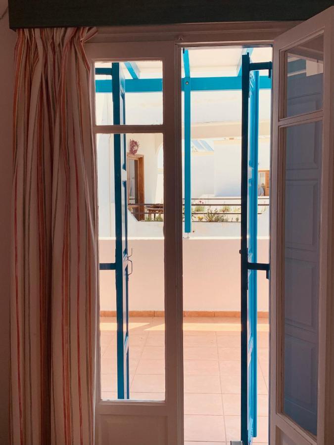 Manousos Rooms Adamantas (Milos) Exterior foto